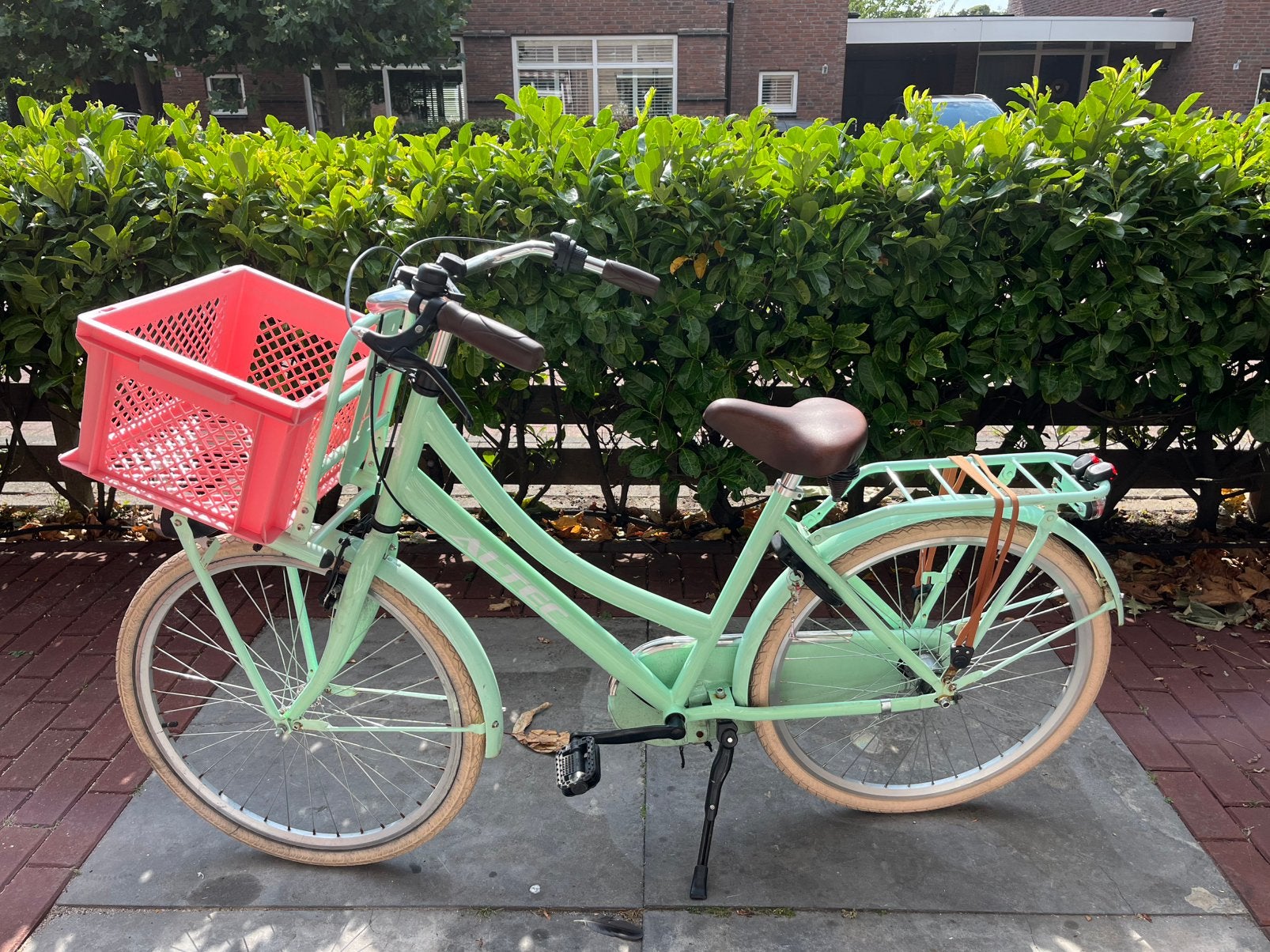 Hele leuke meiden fiets inclusief krat, 26 inch, Fietsen en Brommers, Terugtraprem, Gebruikt, Versnellingen, Ophalen