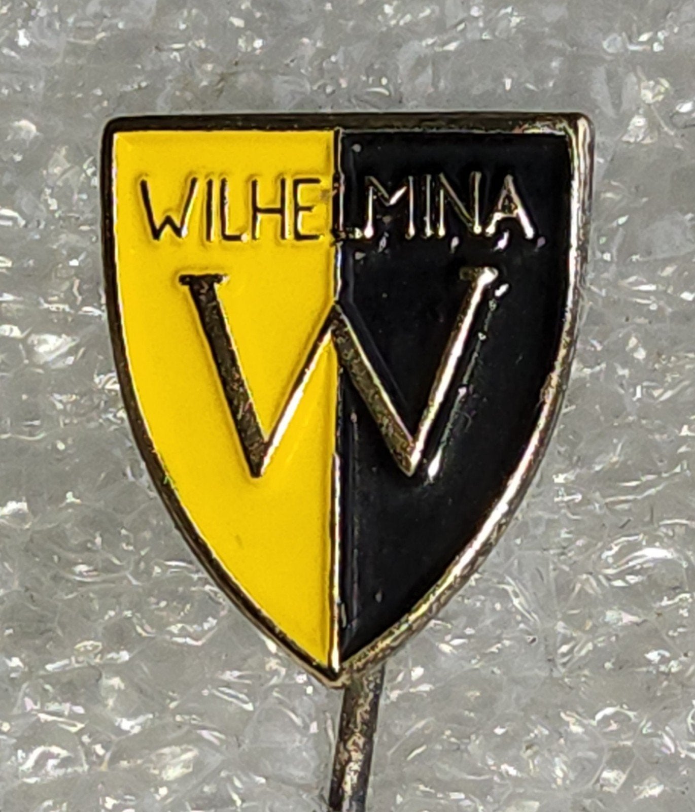 Speldje RKVV Wilhelmina Den Bosch, Verzamelen, Ophalen of Verzenden, Gebruikt, Sport, Speldje of Pin