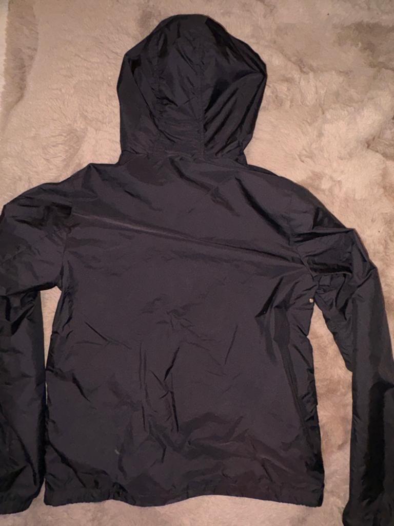 Moncler jas zwart maat 164, Kinderen en Baby's, Ophalen of Verzenden, Zo goed als nieuw, Jongen, Jas