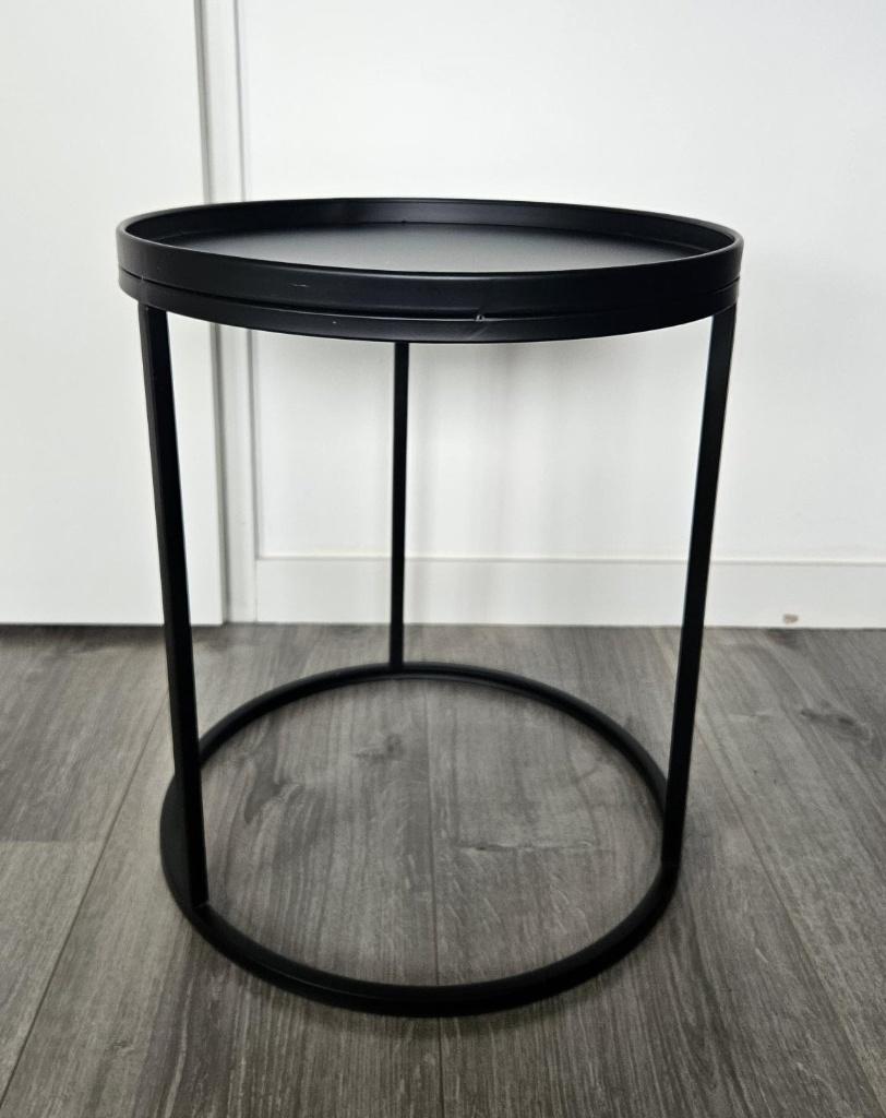 Metalen bijzettafeltje, Huis en Inrichting, Tafels | Bijzettafels, Minder dan 55 cm, Metaal of Aluminium, Rond, Zo goed als nieuw