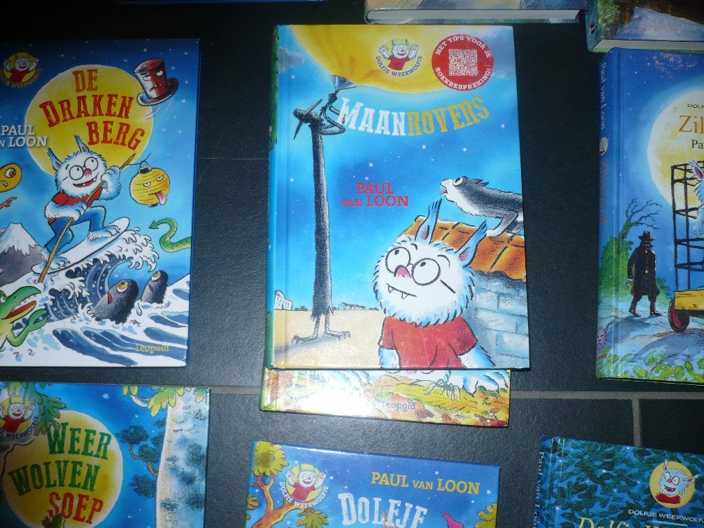 14 dolfje weerwolfje leesboeken, Boeken, Ophalen of Verzenden, Zo goed als nieuw, Paul van Loon, Fictie algemeen