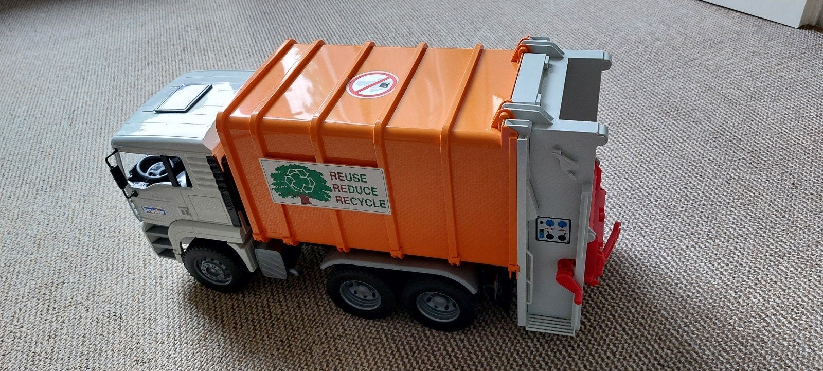 Bruder MAN vuilniswagen met doos, Ophalen of Verzenden, Zo goed als nieuw