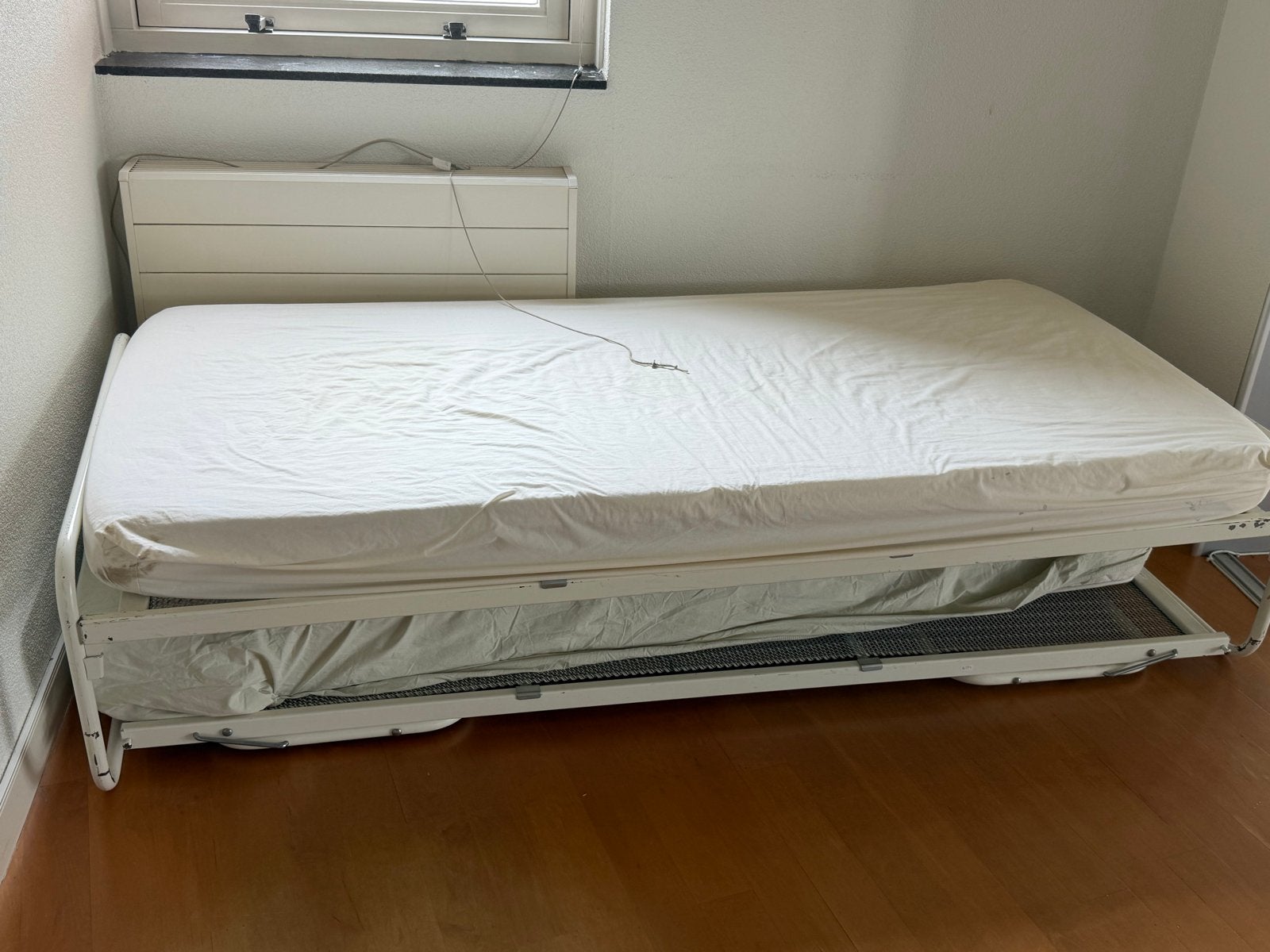 Uitschuifbaar spiraalbed met extra bed, Ophalen, Gebruikt, 90 cm, Eenpersoons