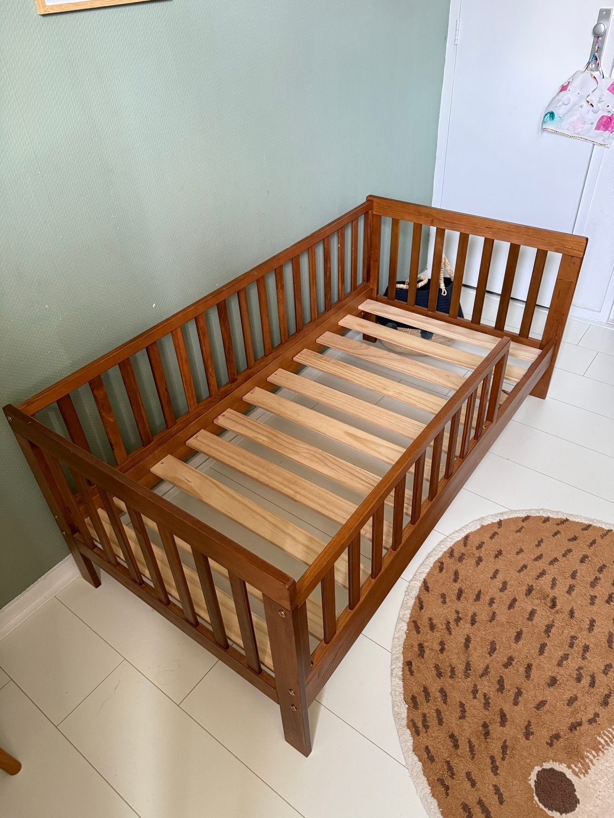 Houten kinderbed met lattenbodem, Ophalen, Gebruikt, 70 tot 85 cm, Lattenbodem