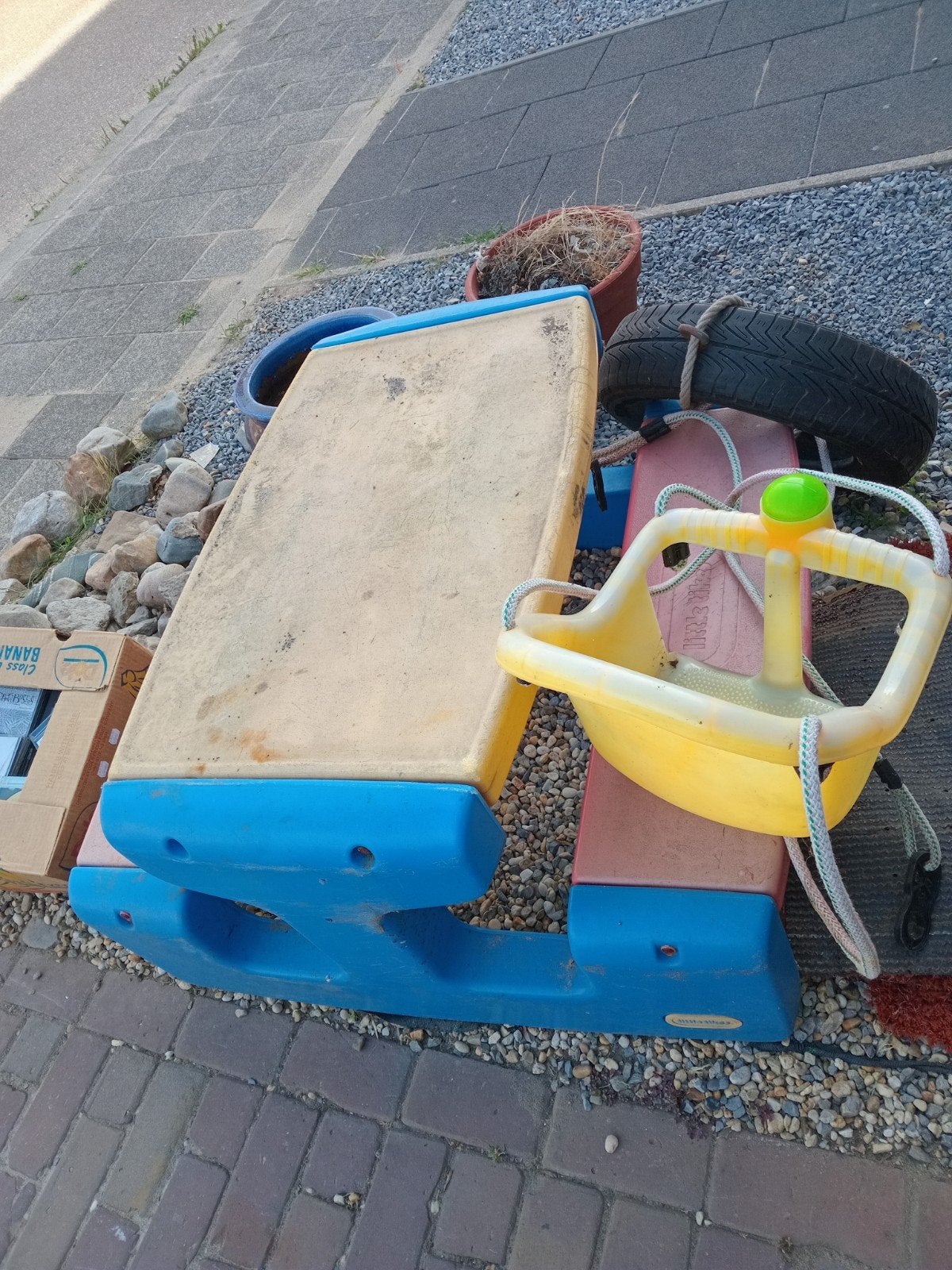 Speelgoed: wip en schommel (schoonmaken), Ophalen, Gebruikt