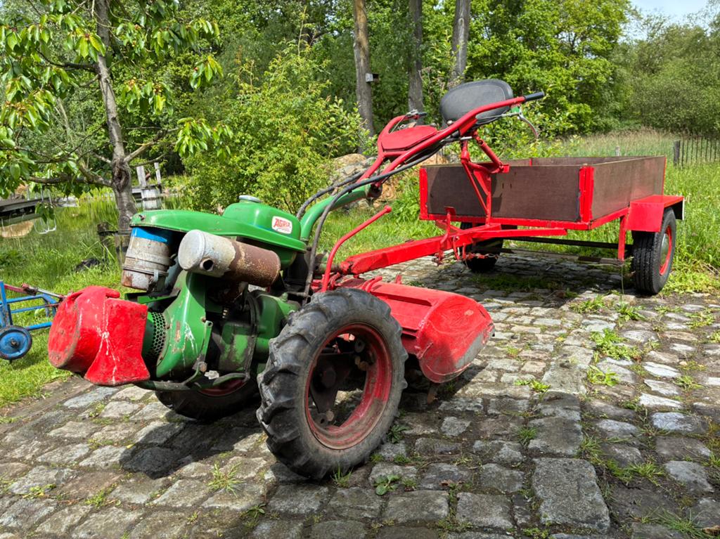 Agria 2400 met toebehoren, Ophalen