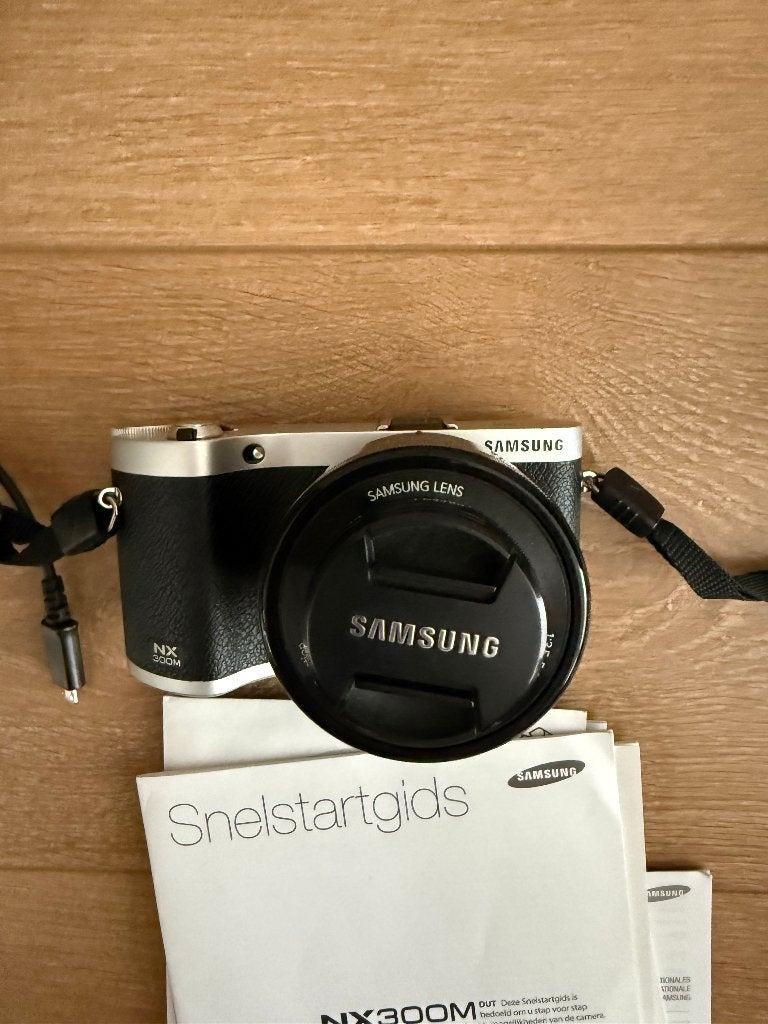 Samsung NX300 M camera met 16-50 en 50-200 lens en flitser, Ophalen, 21 megapixels, Zo goed als nieuw, Samsung