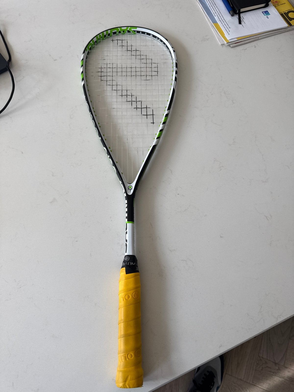 Salming Aero Vectran Squash Racket - 124g, Sport en Fitness, Ophalen of Verzenden, Zo goed als nieuw, Racket