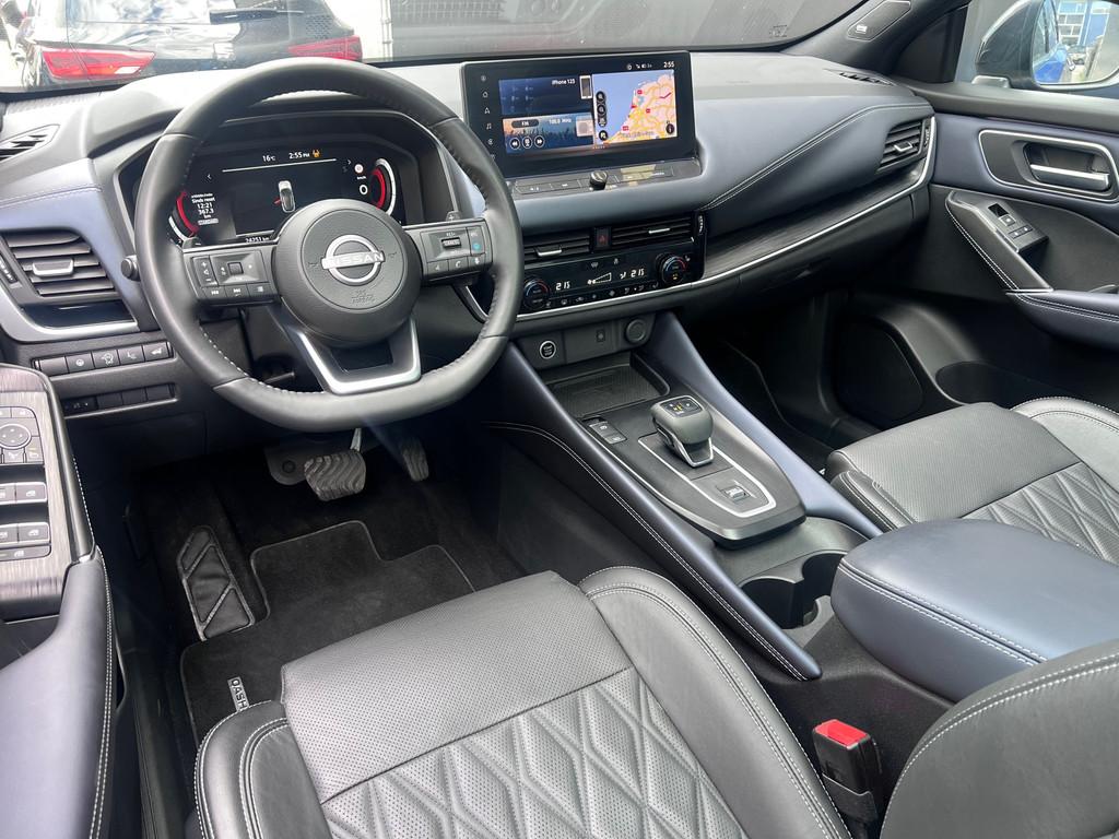 Nissan Qashqai 1.3 MHEV Tekna Plus Pano H&U Stoelmassage Car, Auto's, Gebruikt, Zwart, 4 cilinders, Blauw