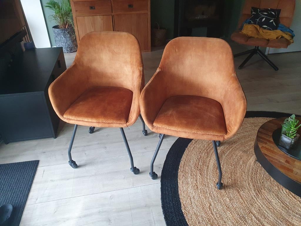 Laatste kans! Twee okergele eetkamer stoelen  - Wehkamp, Huis en Inrichting, Ophalen, Modern, Comfortabel, Gebruikt, Overige kleuren
