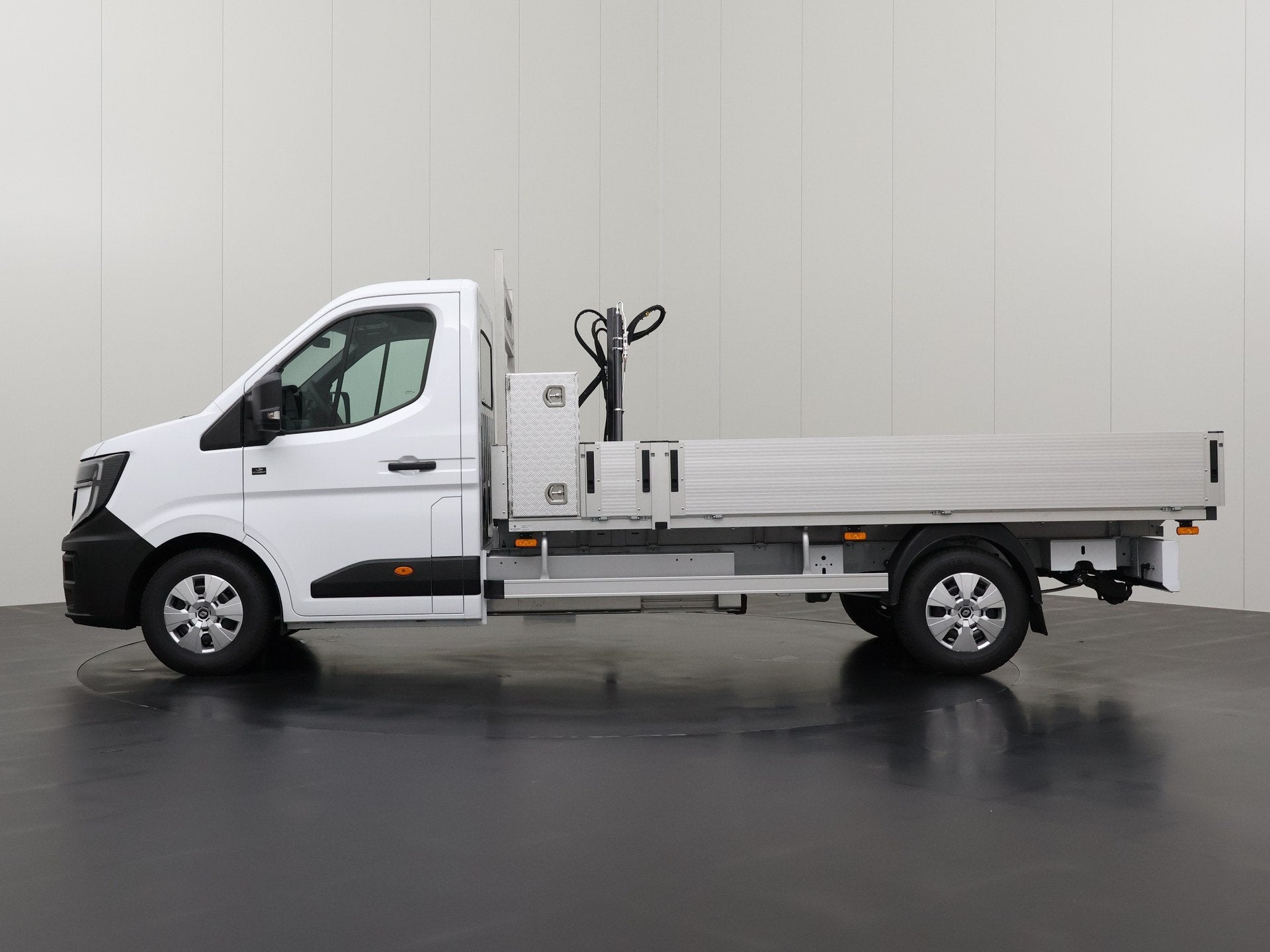 Renault Master E-Tech Open laadbak + HIAB kraan + trekhaak, Stof, Huisgarantie, 2900 kg, Met garantie (alle)