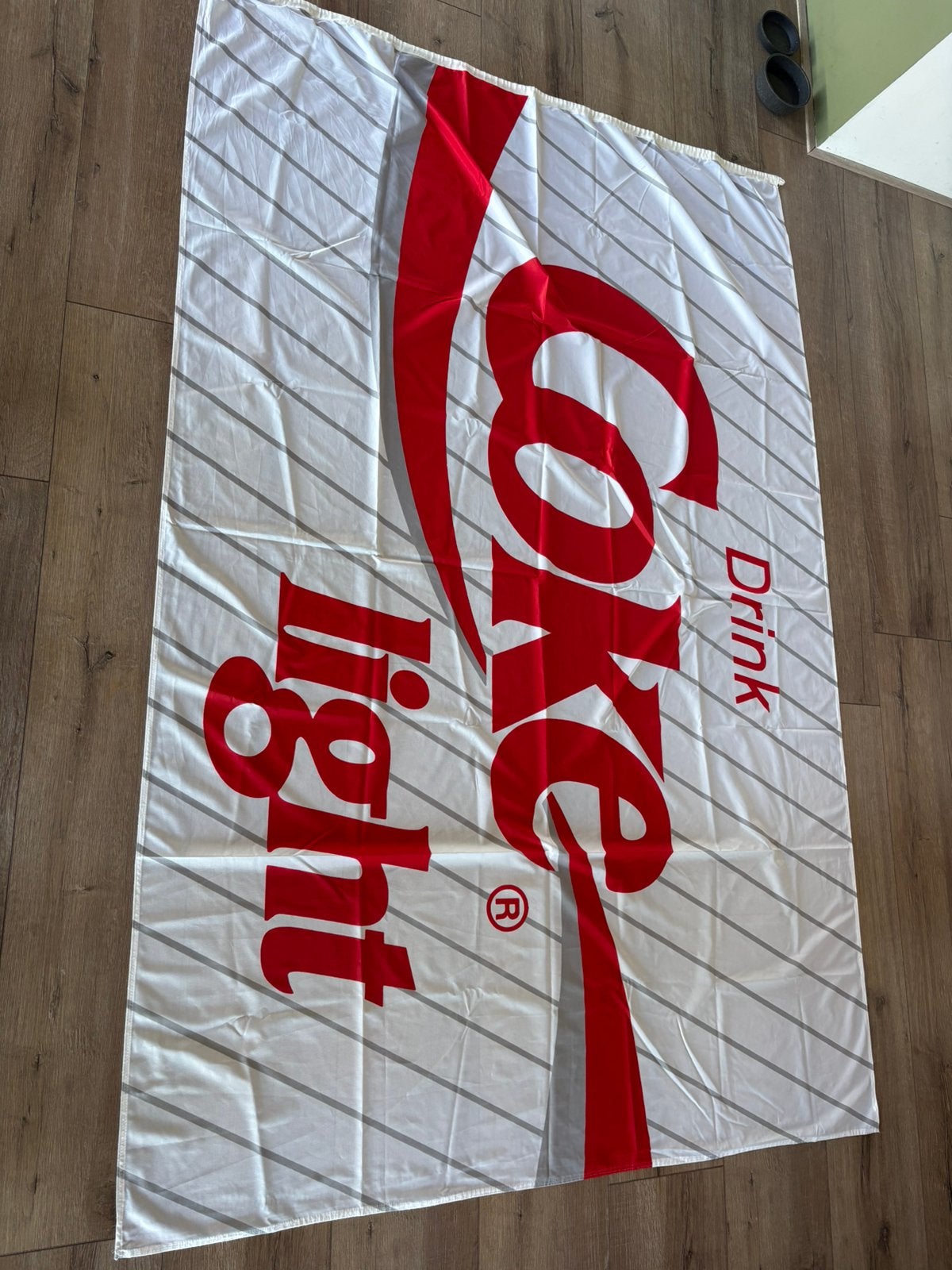 Grote vintage Coca-Cola Light vlag 214 x 142 cm, Ophalen, Zo goed als nieuw