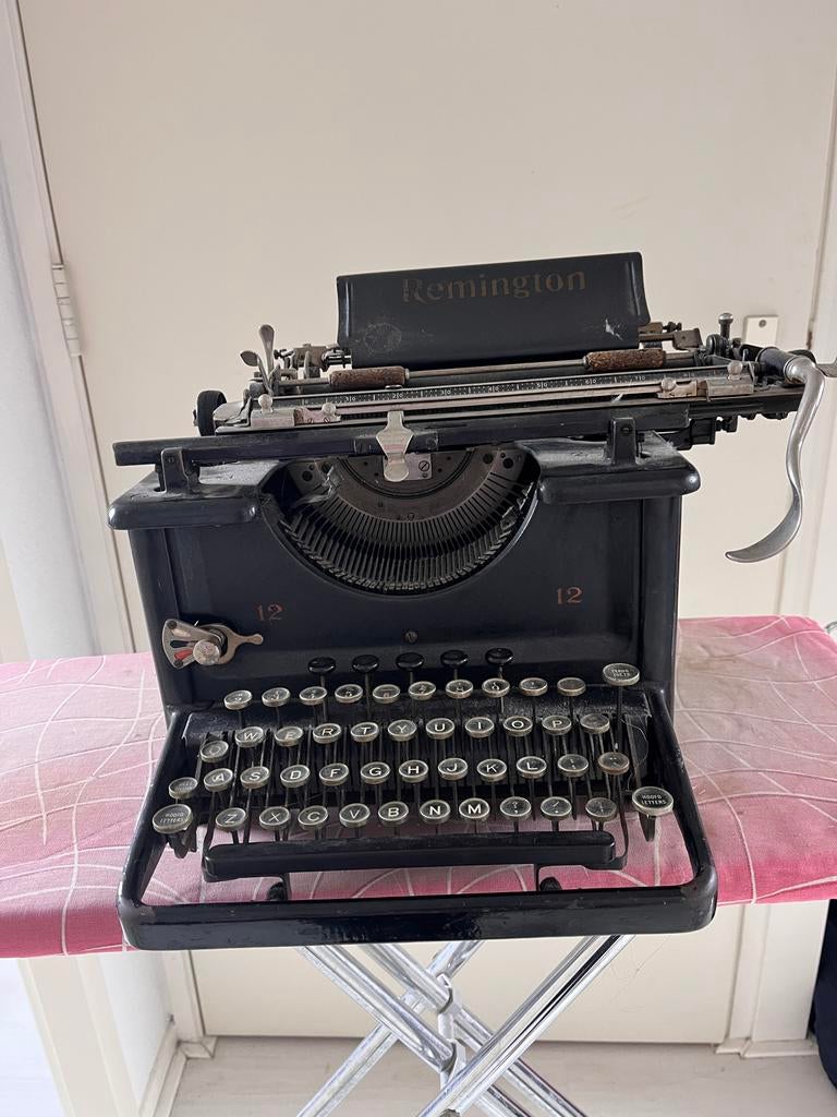 Oude typemachine Remington, Diversen, Typemachines, Ophalen, Gebruikt
