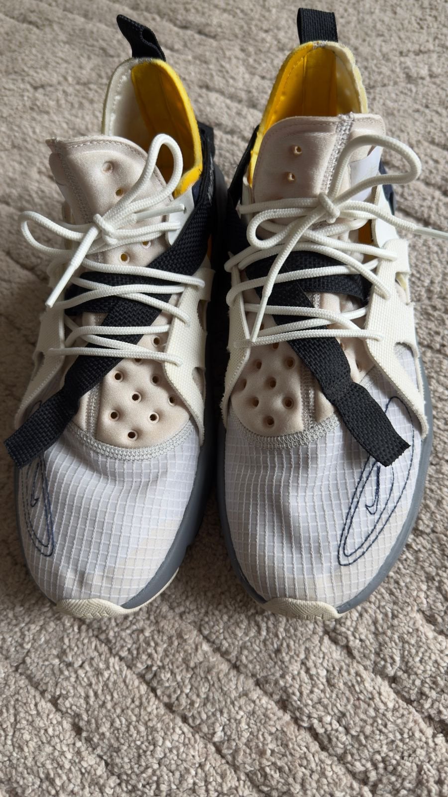 Nike Air Huarache Type N354 - Maat 42.5, Kleding | Heren, Schoenen, Overige kleuren, Nieuw, Ophalen of Verzenden, Sneakers of Gympen