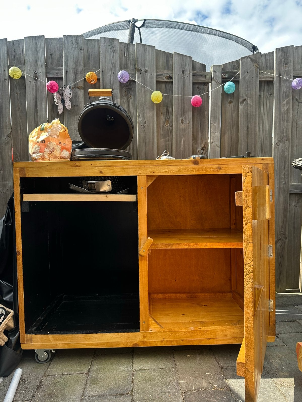 Kamado BBQ compleet met ingebouwde keuken en accessoires, Tuin en Terras, Ophalen of Verzenden, Gebruikt
