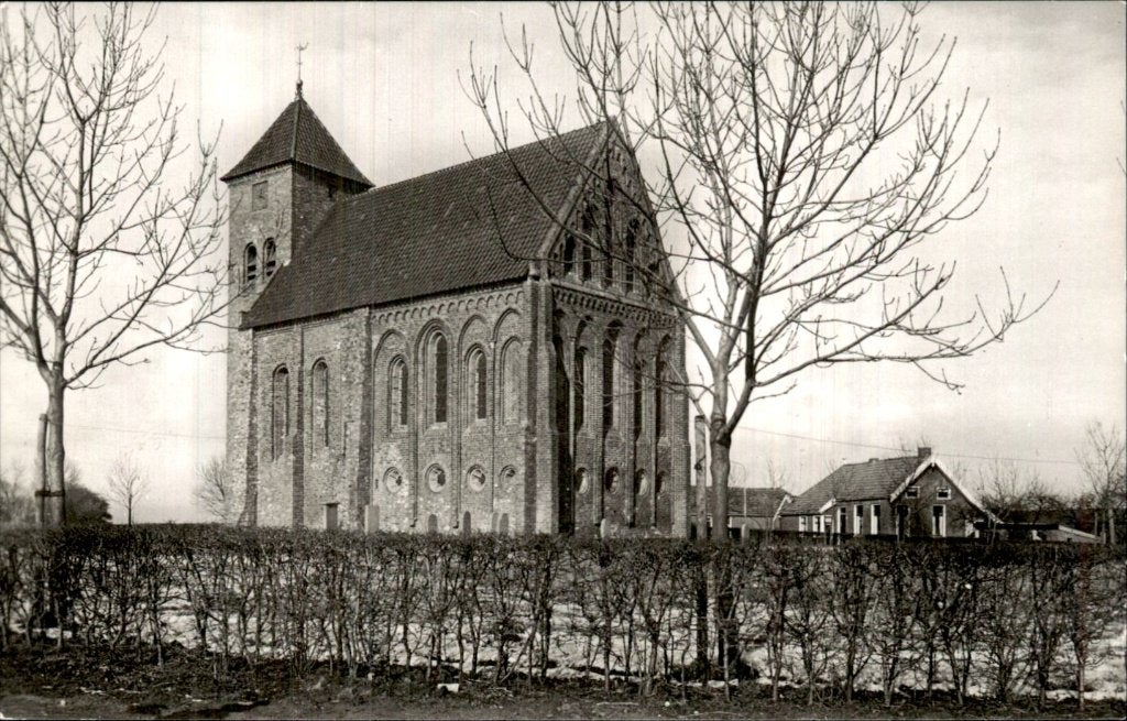 Termunten - Ned. Herv. Kerk - Zijaanzicht, Ophalen of Verzenden, 1940 tot 1960, Ongelopen, Groningen