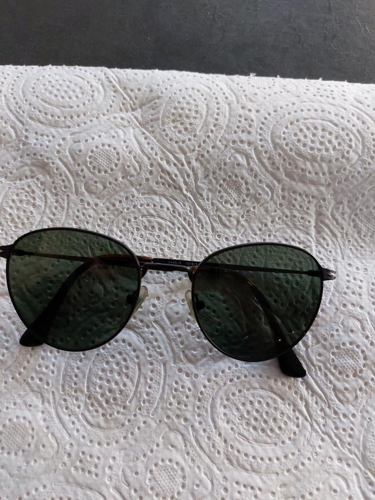 Persol zonnebril, Sieraden, Tassen en Uiterlijk, Zonnebrillen en Brillen | Heren, Zo goed als nieuw, Overige merken, Grijs, Ophalen