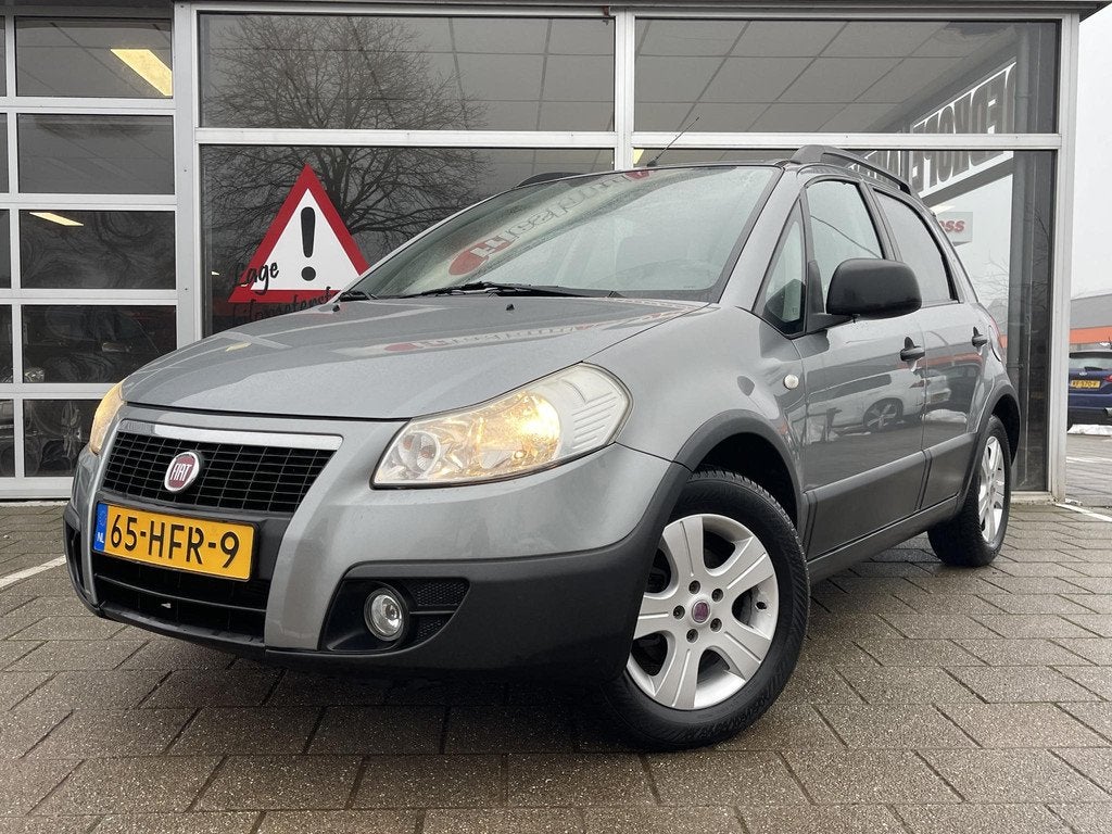 Fiat Sedici 1.6-16V Dynamic /Airco/Trekhaak/LMV/Hoge zit/APK, Voorwielaandrijving, Gebruikt, 4 cilinders, Met garantie (alle)