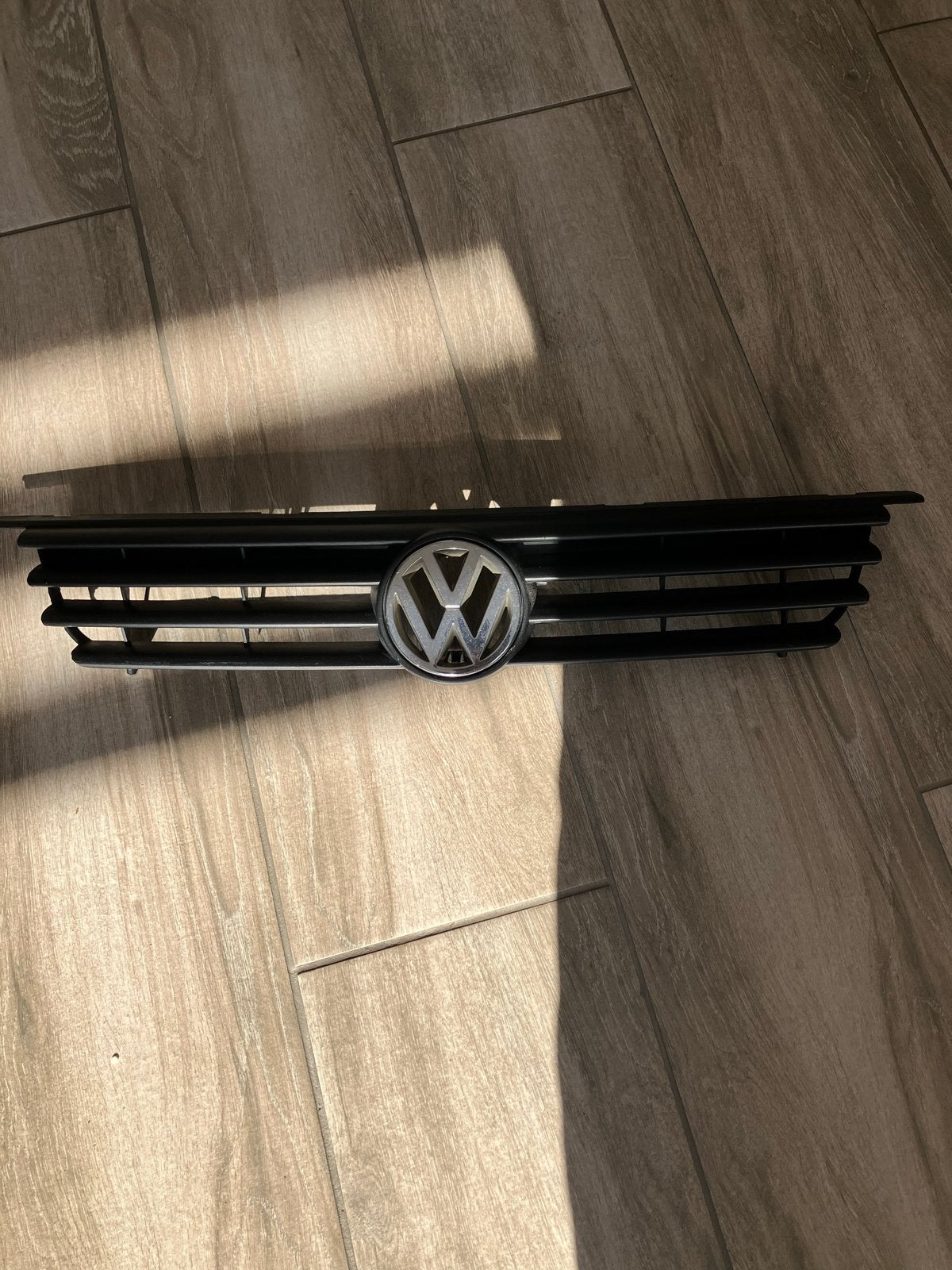 Volkswagen Golf 4 Grille met Logo - Gebruikt, Gebruikt, Ophalen of Verzenden, Bumper, Volkswagen