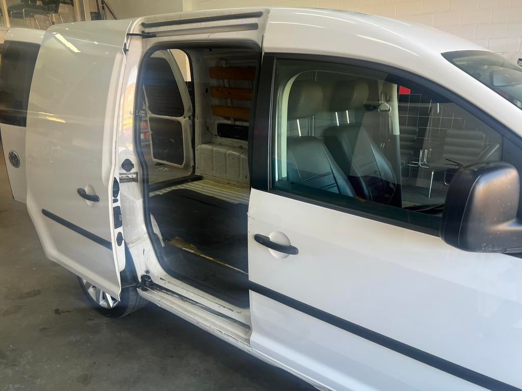 Aktie! Caddy €300,- per week km vrij