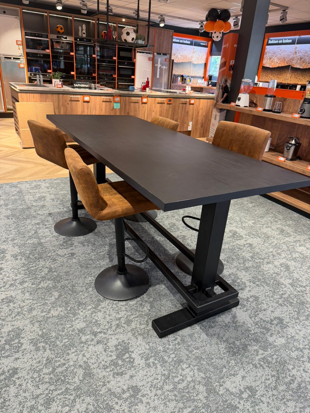 Bartafel 220 x 90, Ophalen, Zo goed als nieuw