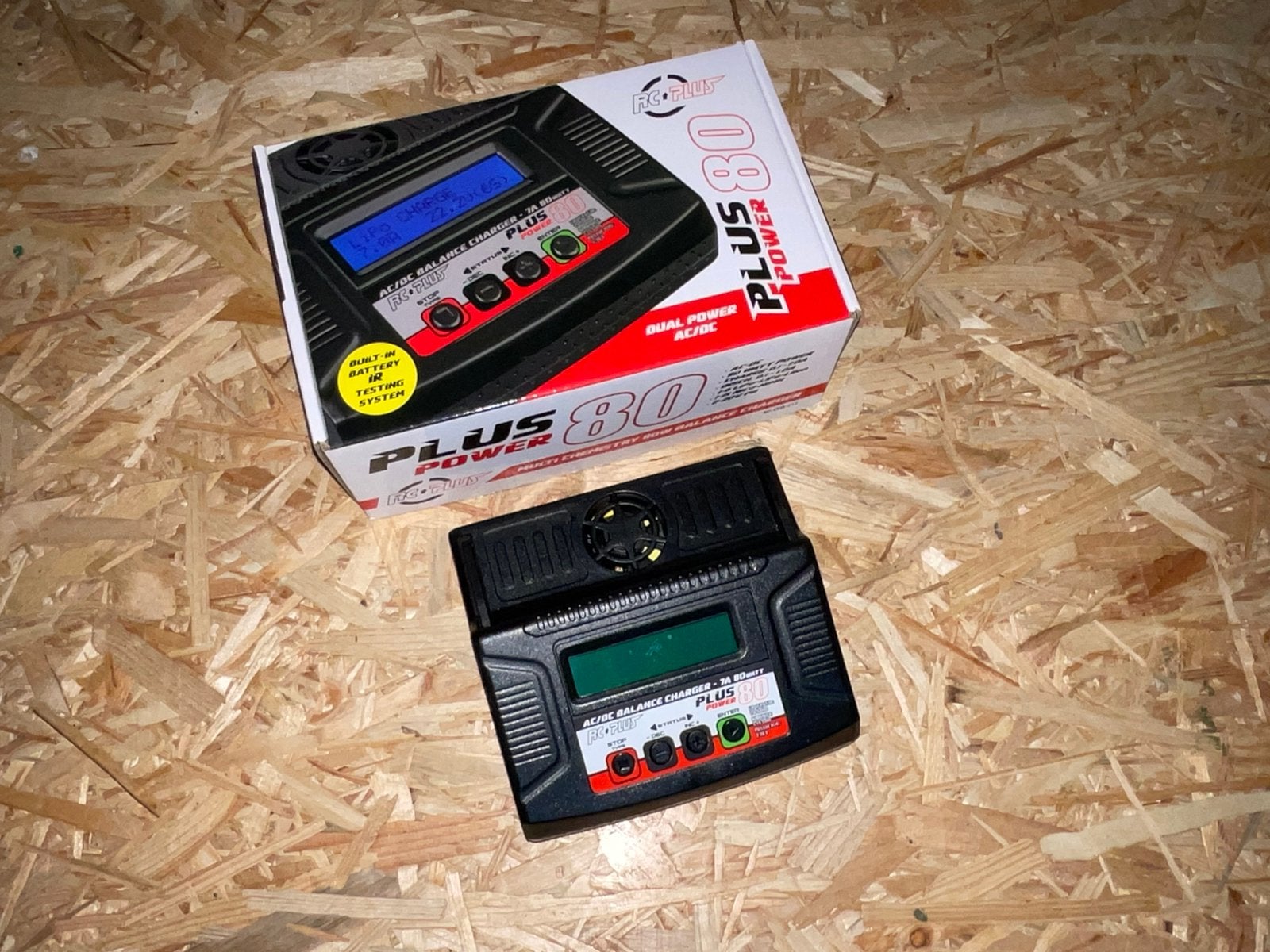 Te koop rc plus power 80 lader, Ophalen of Verzenden, Zo goed als nieuw