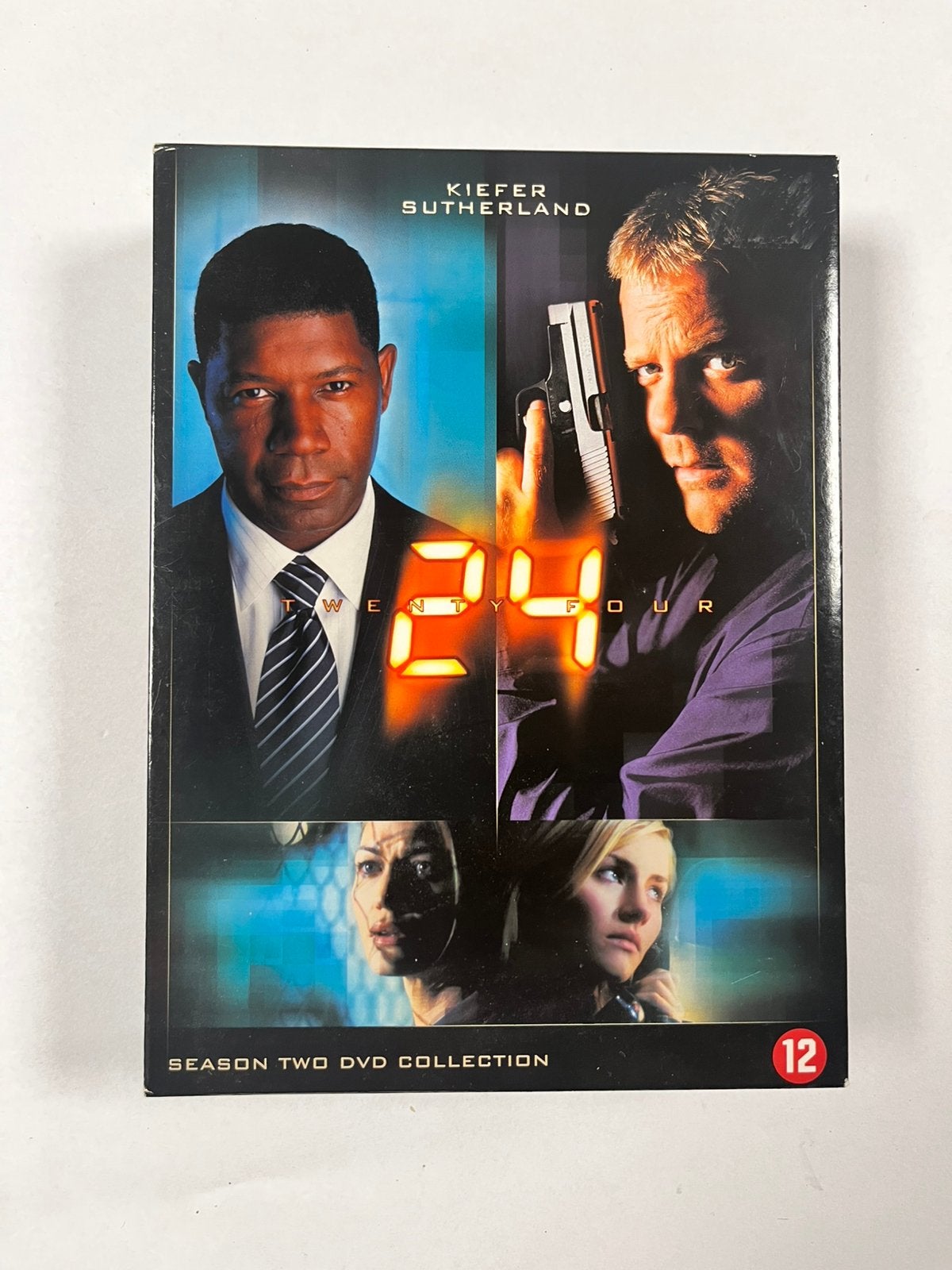 24 (seizoen 2) met oa kiefer sutherland NL-DVD box, Misdaad, Nederlands, Ophalen of Verzenden, Zo goed als nieuw