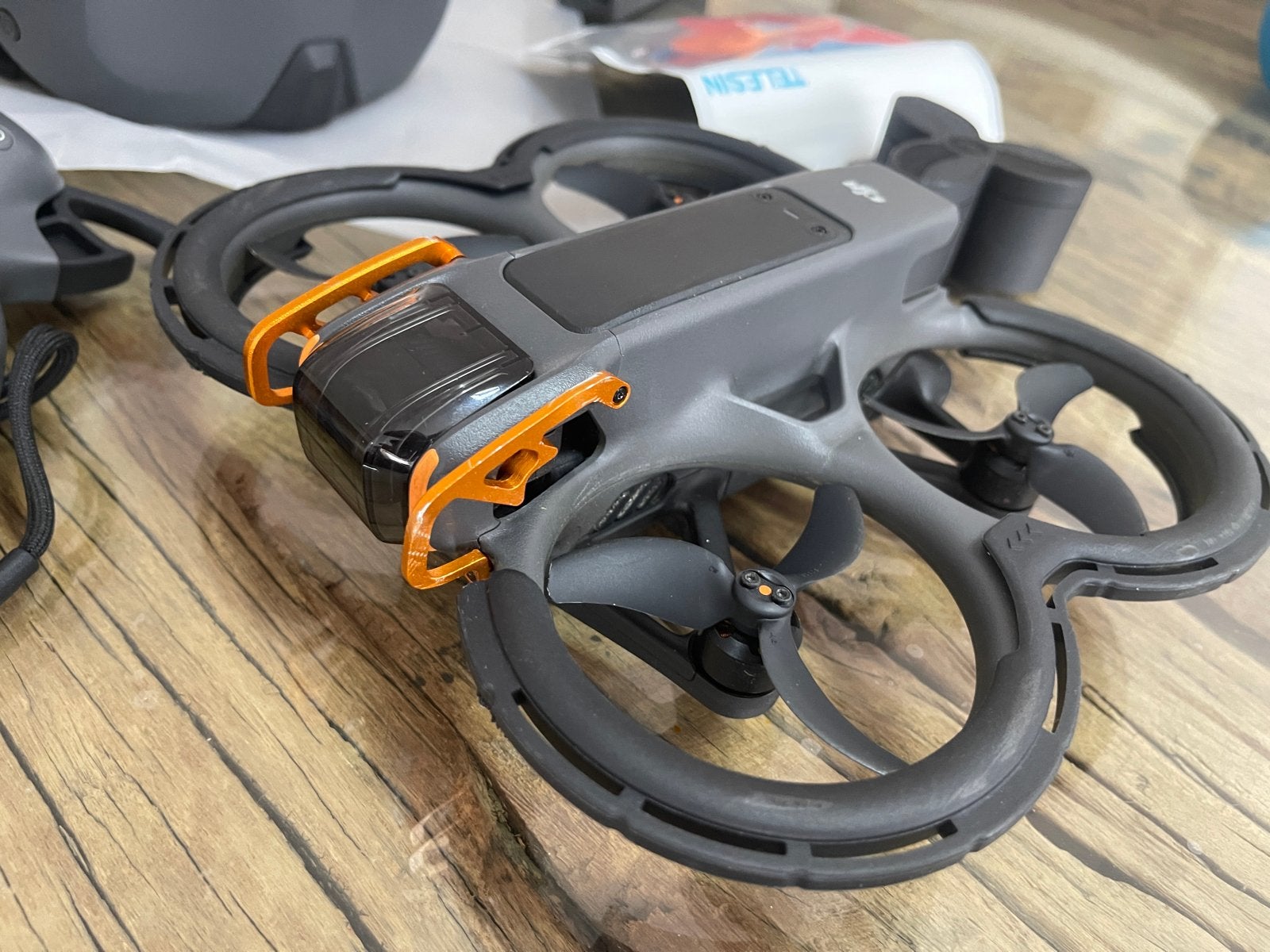 DJI Avata 2 Fly More Combo met 3 accu's, Goggles N3 en etc, Audio, Tv en Foto, Drones, 250 tot 900 gram, Extra accu('s), DJI, Meer dan 10 kilometer