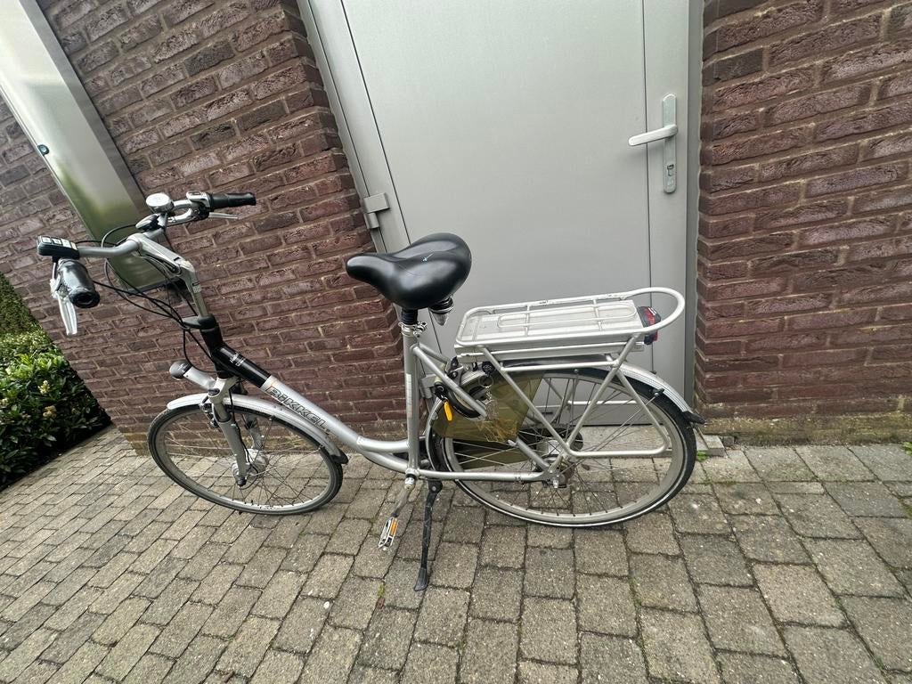 Bikkel elektrische fiets, enkel oplader niet werkend., Ophalen, Zo goed als nieuw, Overige merken