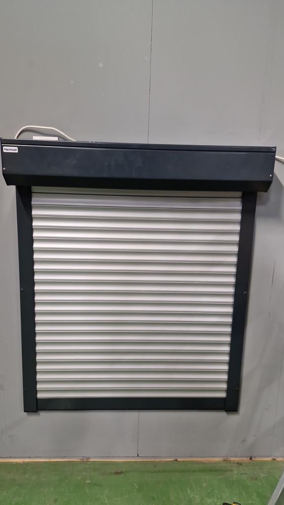 Rolluik 108,5 x 90 cm, Ophalen, Gebruikt, Minder dan 100 cm, 100 tot 150 cm