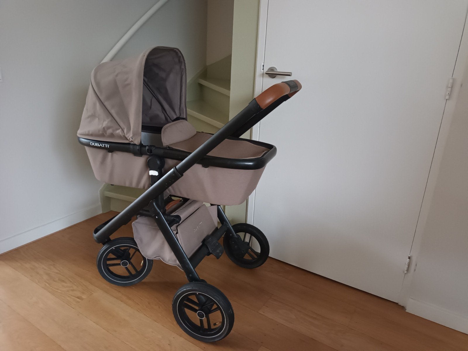 Dubatti kinderwagen, Gebruikt, Verstelbare duwstang, Ophalen, Kinderwagen