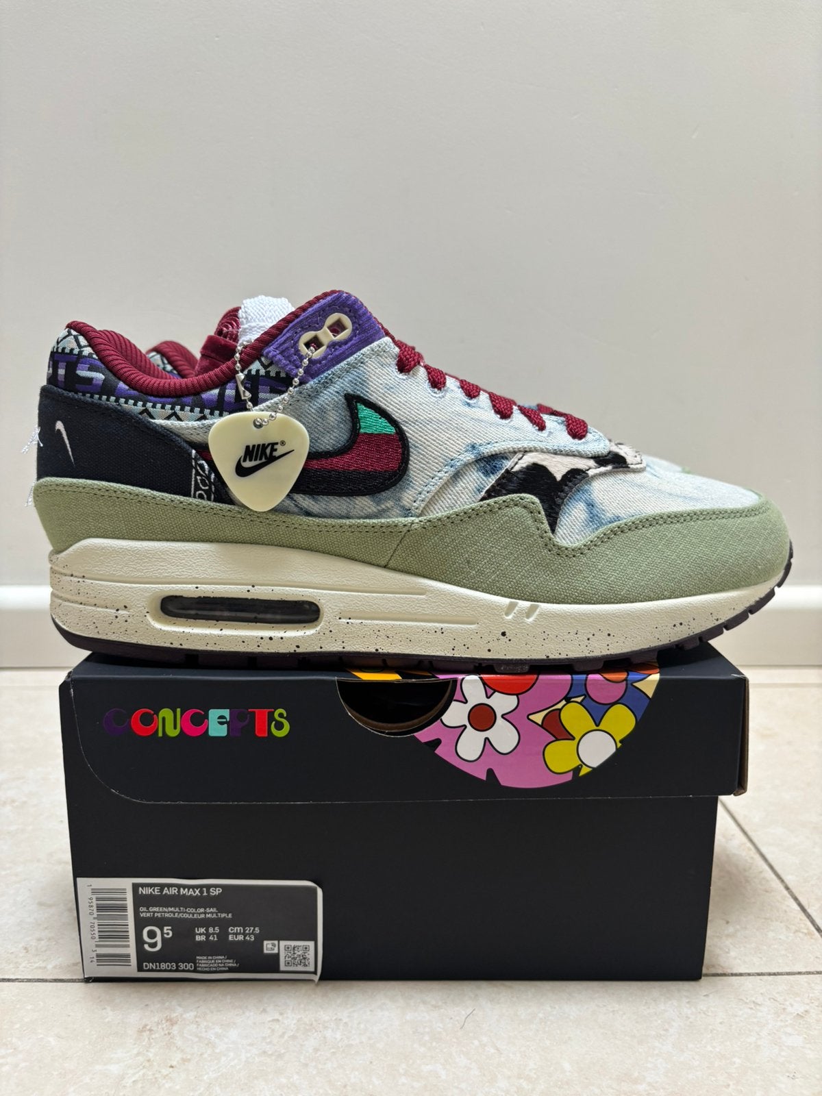 Nike Air Max 1 Concepts Mellow EU43, Kleding | Heren, Schoenen, Overige kleuren, Nike, Nieuw, Ophalen of Verzenden