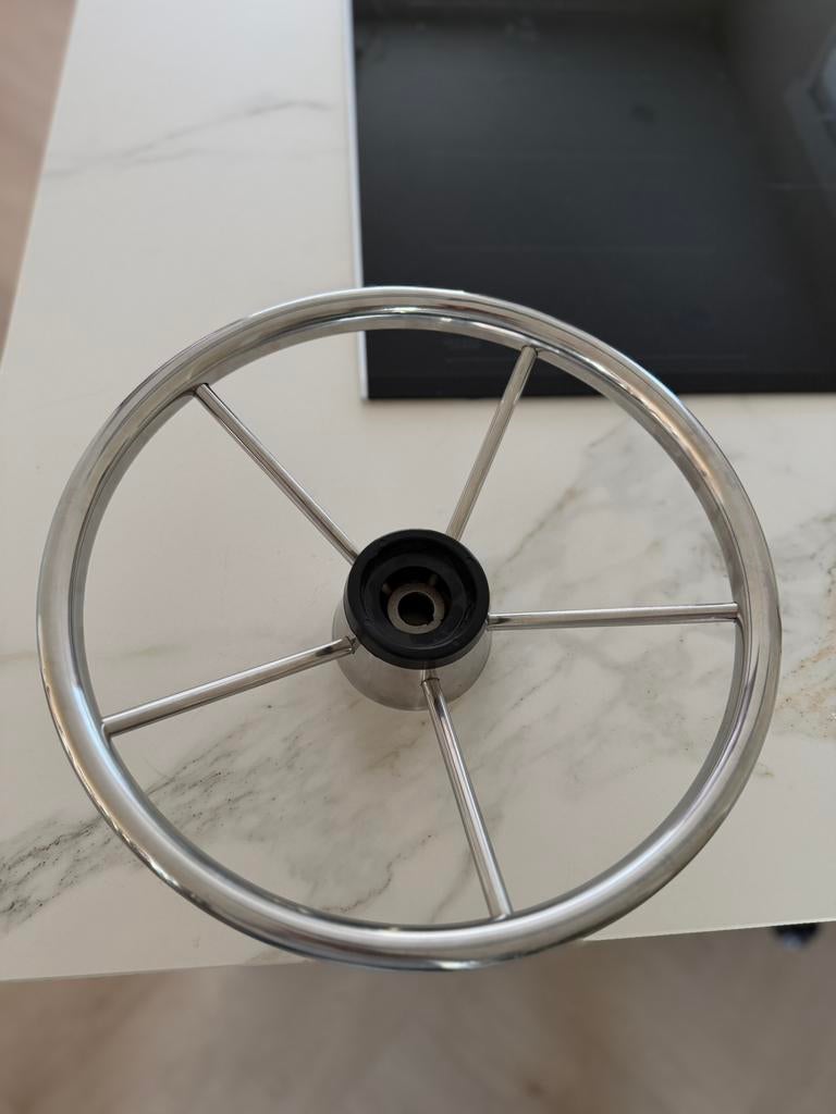 RVS Boot Stuurwiel 5-spaaks 340mm Nieuwstaat, Watersport en Boten, Bootonderdelen, Ophalen of Verzenden, Zo goed als nieuw, Motor en Techniek