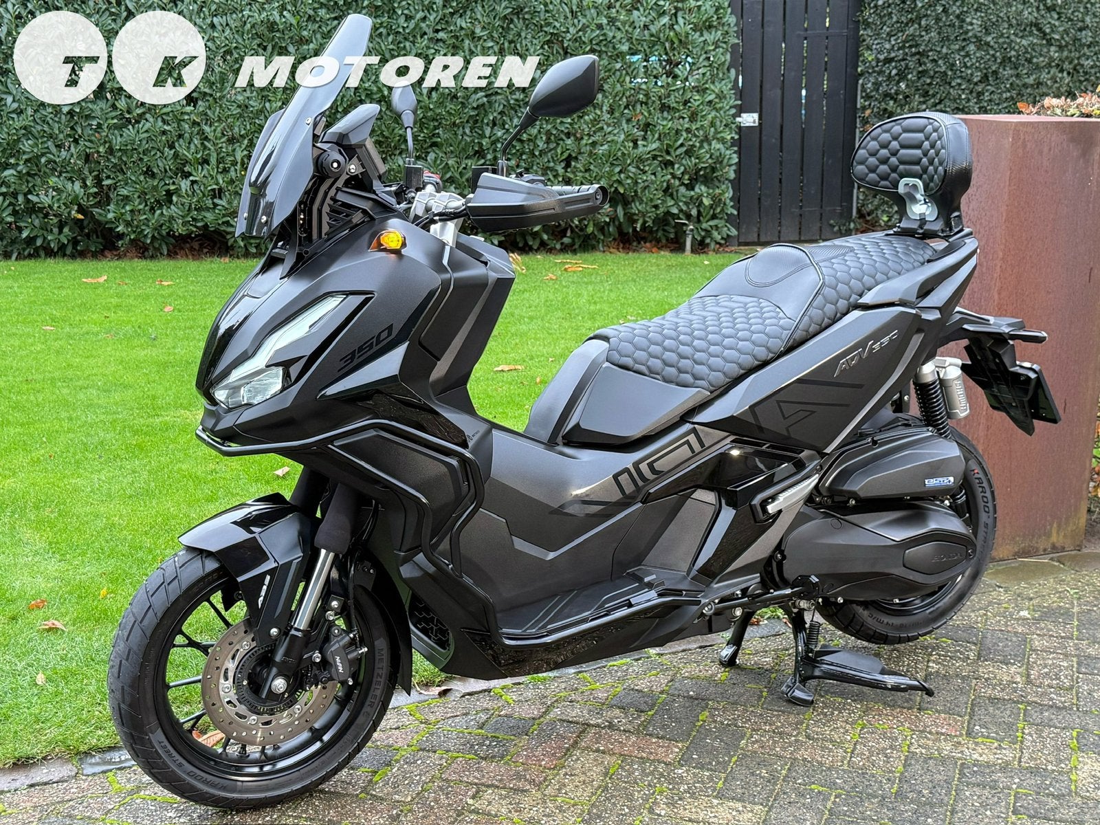 ⭐️ UNIEKE HONDA ADV 350 TK BLACK EDITION FULL OPTIONS ! Xadv, Motoren, Motoren | Honda, Scooter, Occasion, Bedrijf, Minimaal motorrijbewijs A2