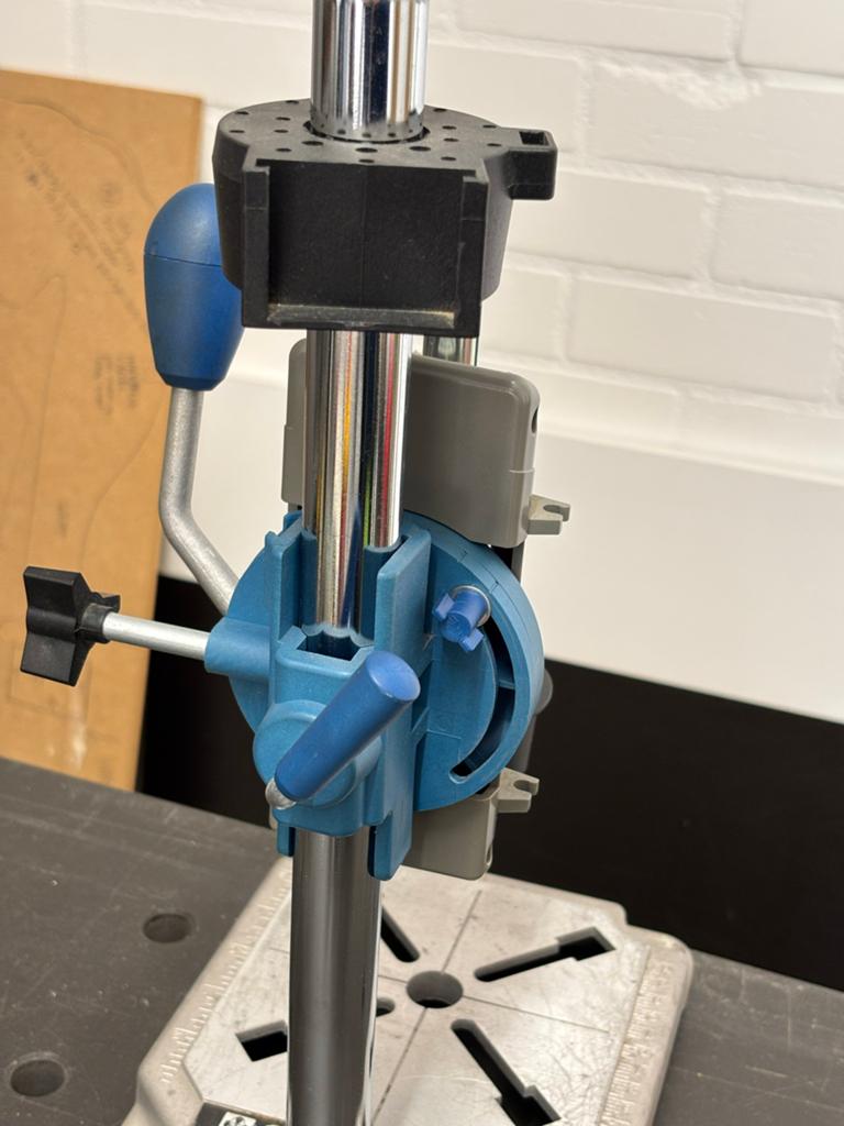 Dremel WorkStation 220 - Boorstandaard en Gereedschapshouder, Verzenden, Gebruikt, Overige typen