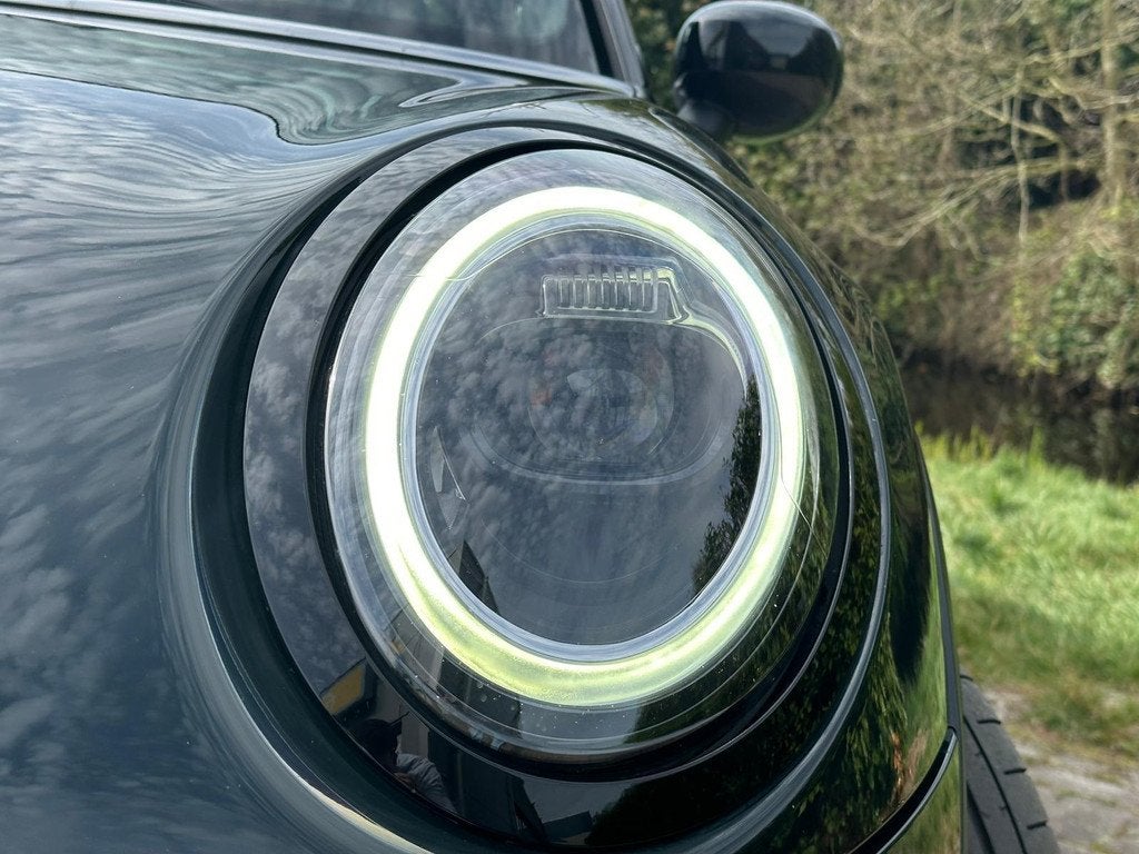 MINI 3-Deurs 2.0 John Cooper Works Essential 231 PK | BTW |, Auto's, Mini, 1998 cc, Gebruikt, 4 cilinders, 4 stoelen