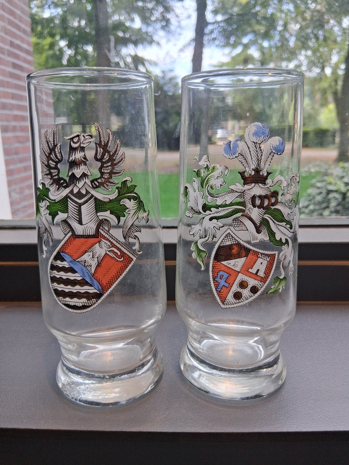 vintage heraldische bierglazen in Beierse stijl, Verzamelen, Ophalen of Verzenden, Zo goed als nieuw, Glas of Glazen, Overige merken