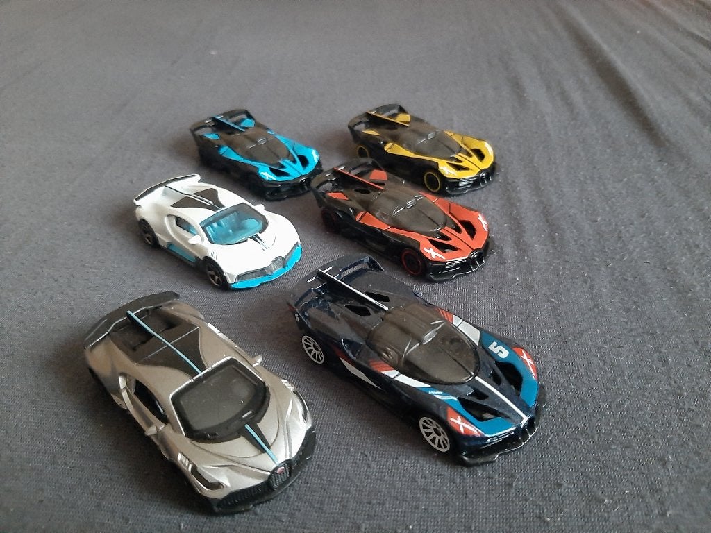 Hotwheels Bugatti bolide set., Hobby en Vrije tijd, Modelauto's | Overige schalen, Ophalen of Verzenden, Nieuw, Auto