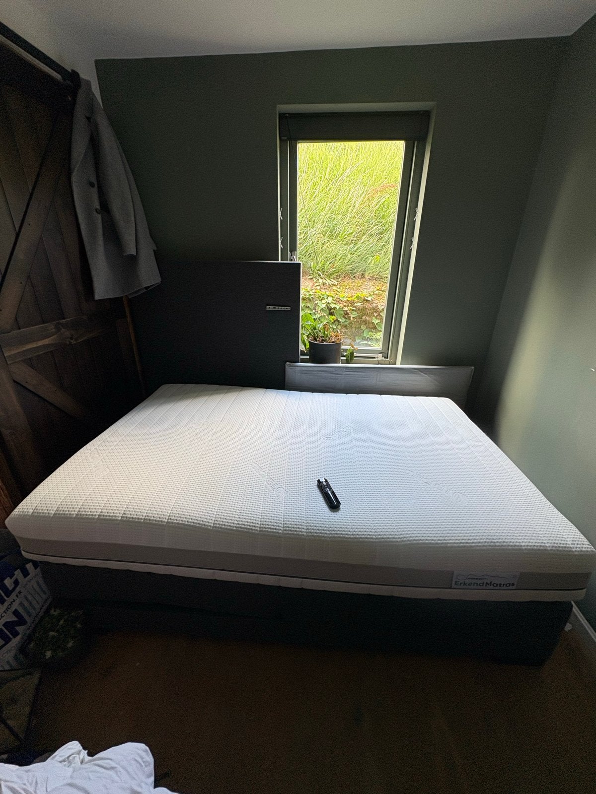 Elektrisch verstelbare boxspring 120x190 met Tencel matras, Ophalen, Verstelbaar, 190 cm of minder, Zo goed als nieuw