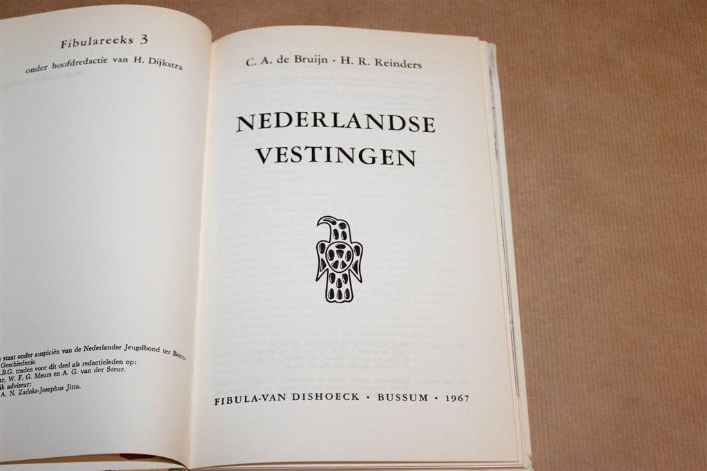 Nederlandse Vestingen — Verdedigingslinies 1550-1850, 1967, Ophalen of Verzenden, Gelezen
