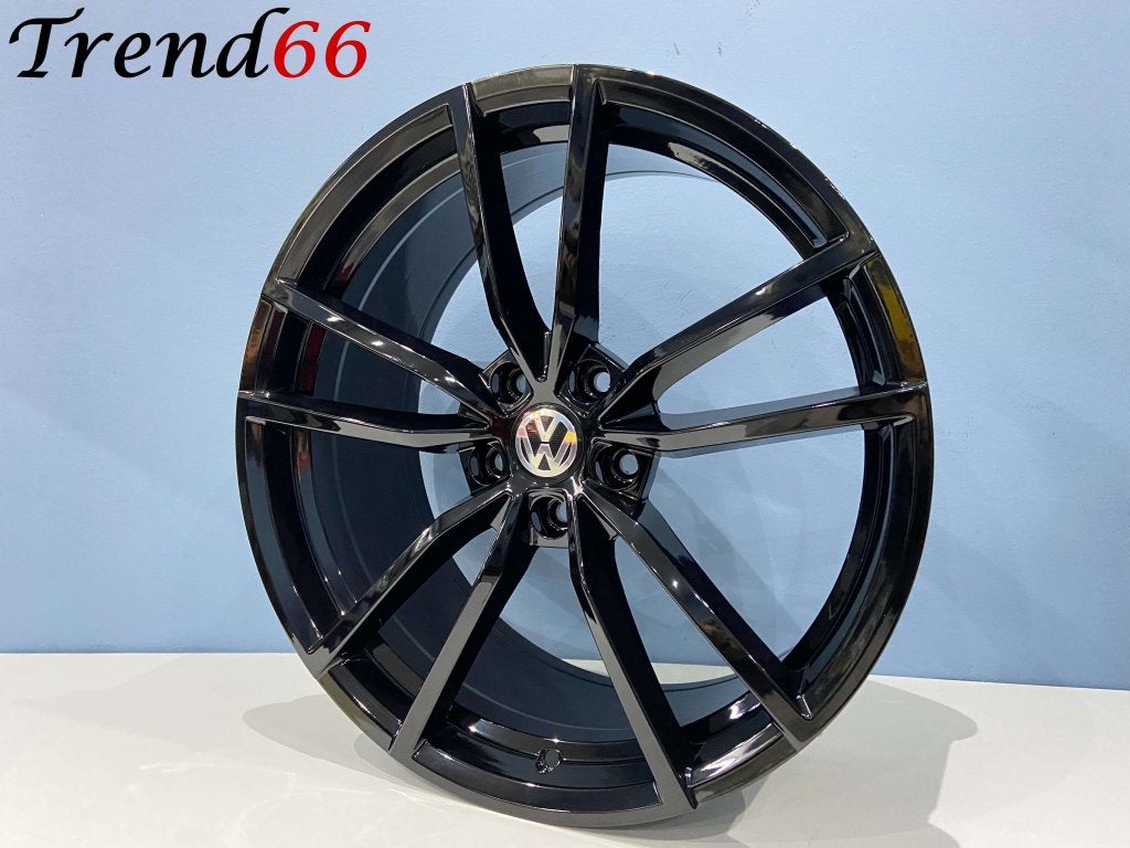 5x100 17'' Velgen Pretoria Vw Polo 2G 9N GTI Skoda Seat Audi, Auto-onderdelen, Banden en Velgen, Niet ingevuld, 215 mm, Velg(en)