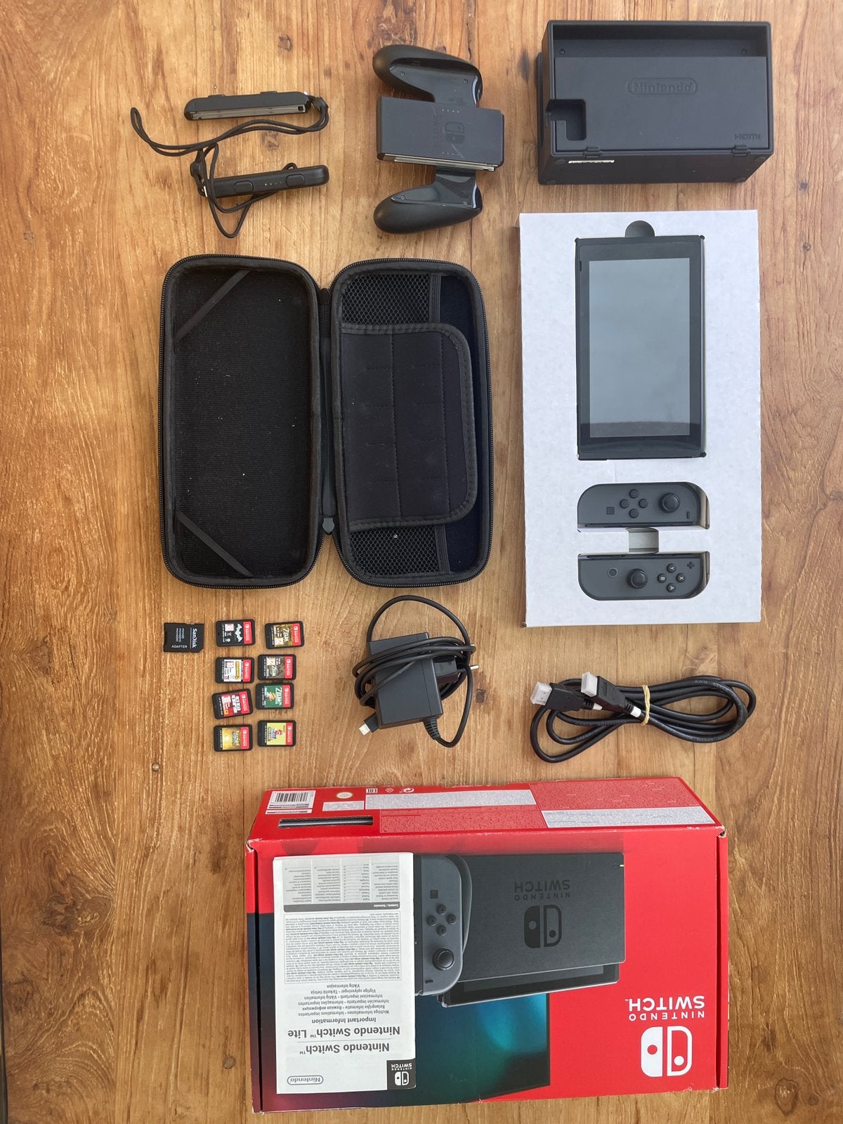 Nintendo switch (+ 8 spellen), Met games, Met 2 controllers, Ophalen of Verzenden, Zo goed als nieuw