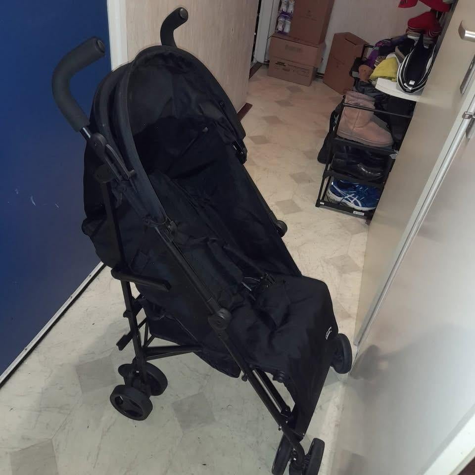 Ding Buggy Zwart Met Zonnekap Vanaf 6 Mnd Tot 15 Kg, Ophalen of Verzenden, Zo goed als nieuw, Overige merken, Verstelbare rugleuning