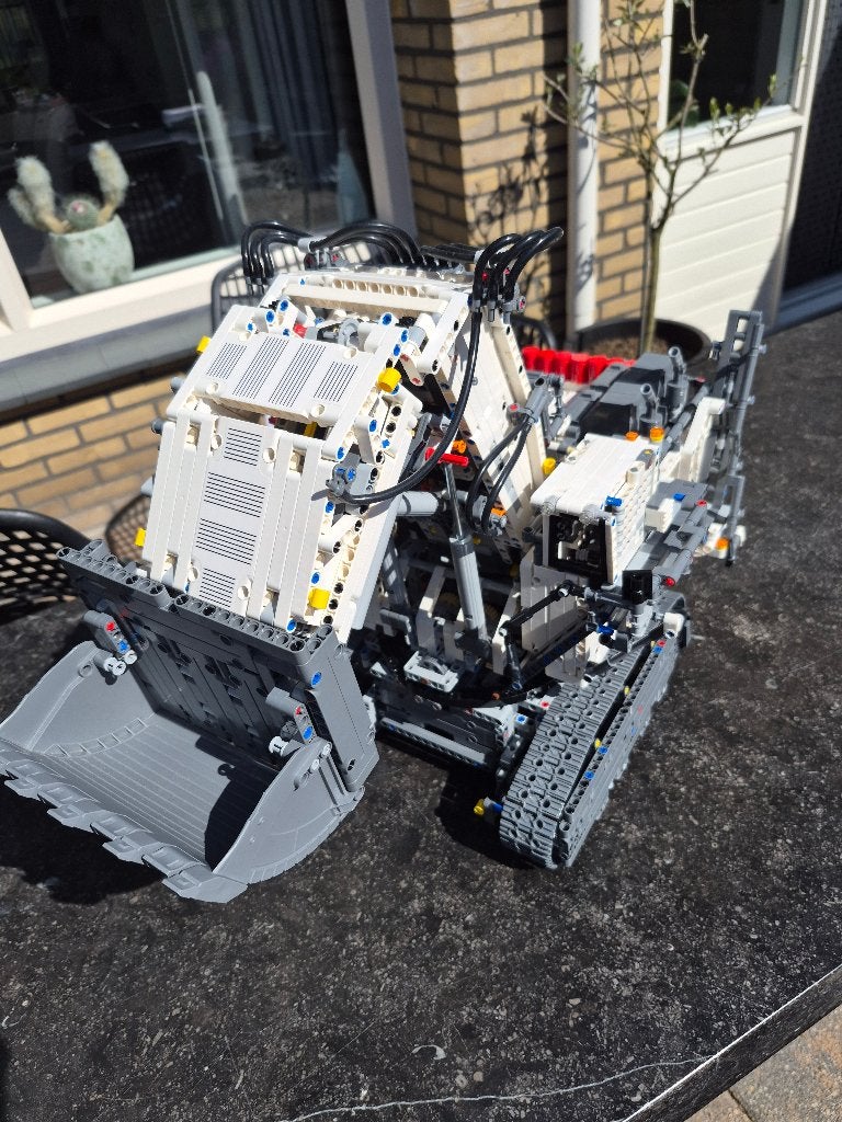 lego Liebherr R9800, Ophalen of Verzenden, Zo goed als nieuw, Lego