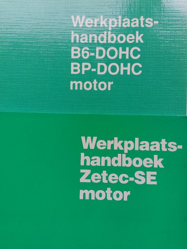Mazda dealer werkplaats boeken motoren jaren 80 - 90, Ophalen of Verzenden, Gelezen, Mazda