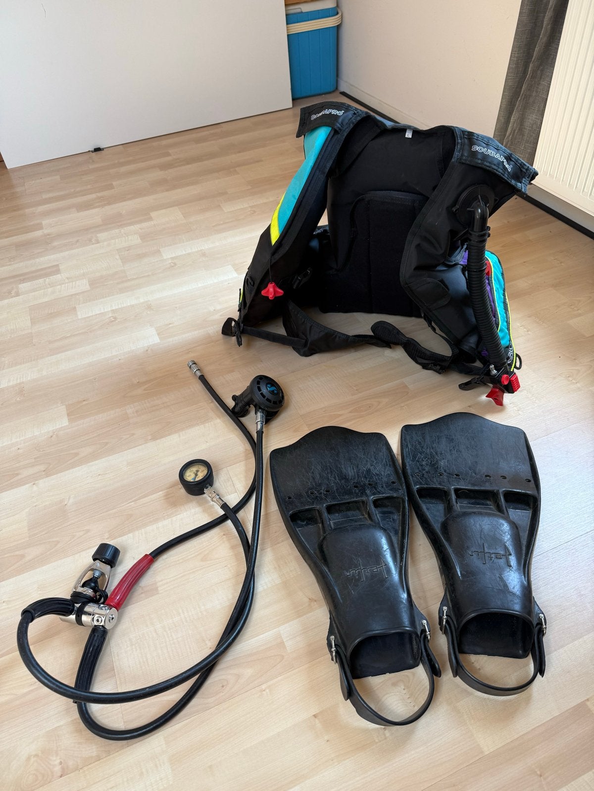 Scubapro Duikuitrusting: Trimvest L, Ademautomaat, Vinnen, Ophalen, Zo goed als nieuw, Trimvest of Wing