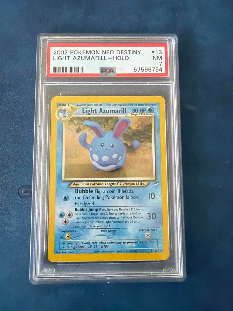 PSA 7 2002 Pokémon Neo Destiny Light Azumarill Holo #13, Ophalen of Verzenden, Zo goed als nieuw, Losse kaart, Foil