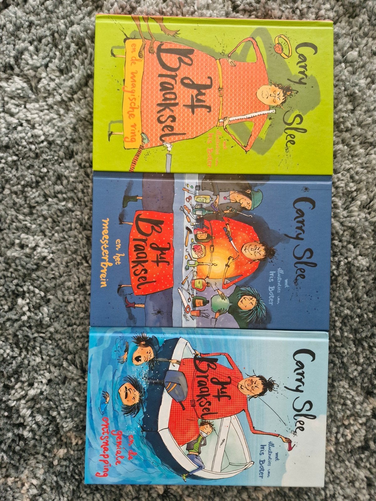 Carry Slee - Juf Braaksel boeken (3-delige set), Boeken, Ophalen of Verzenden, Zo goed als nieuw, Carry Slee, Fictie