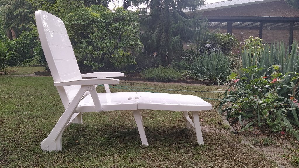 COMFORTABEL LIGBED, JARDIN, ALS NIEUW!, Ophalen, Zo goed als nieuw, Kunststof, 2 zitplaatsen