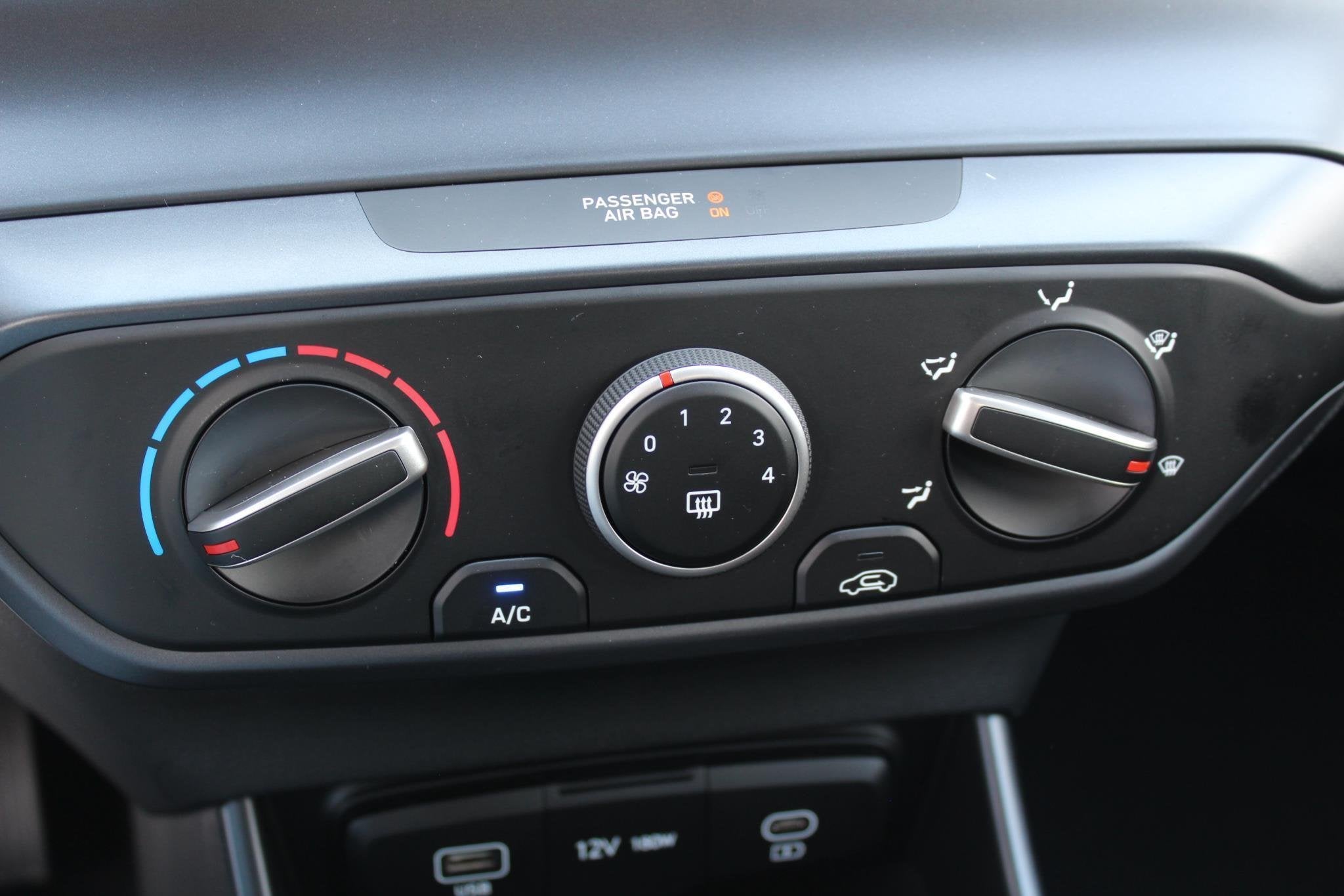 Hyundai i20 1.0 T-GDI Comfort Smart / Navigatie middels Appl, Auto's, Origineel Nederlands, Bedrijf, Handgeschakeld, Hybride Elektrisch/Benzine